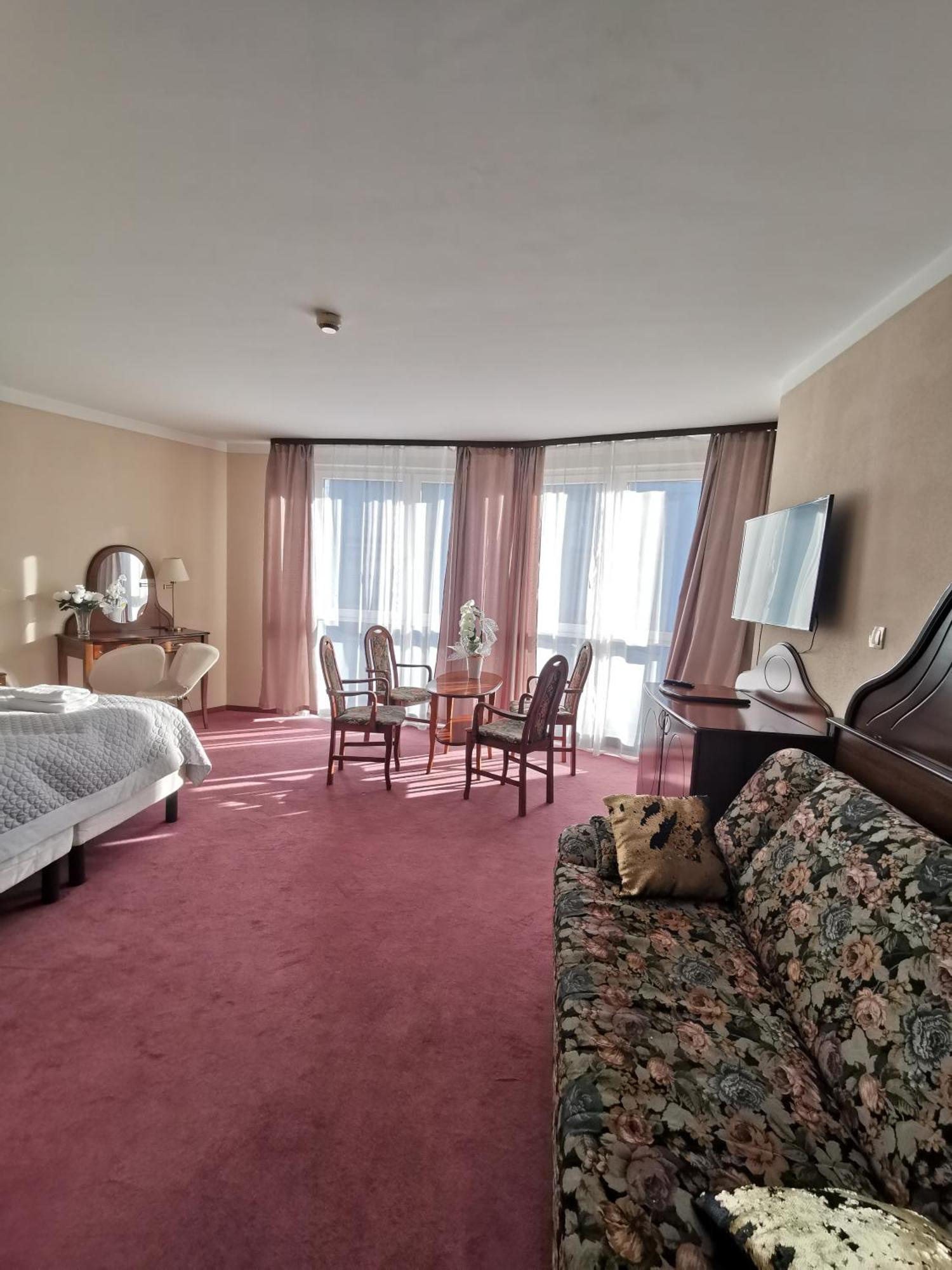 Apartamenty Rodzinne Przy Plazy Kolberg Zimmer foto
