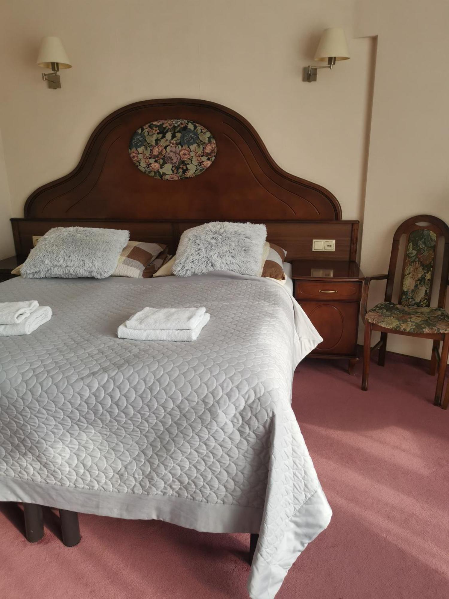 Apartamenty Rodzinne Przy Plazy Kolberg Zimmer foto
